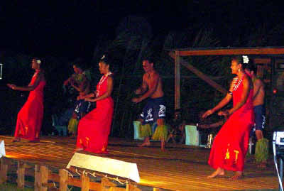 Samoa fire 002.jpg (16829 bytes)